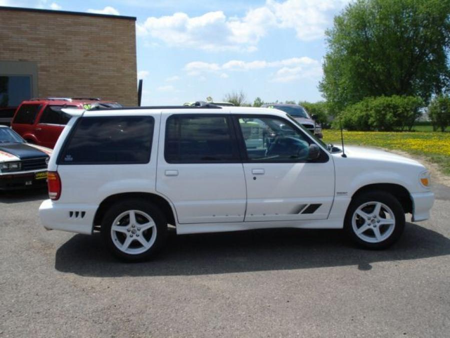  Saleen Explorer XP8 1998 года  (фото 17 из 20)